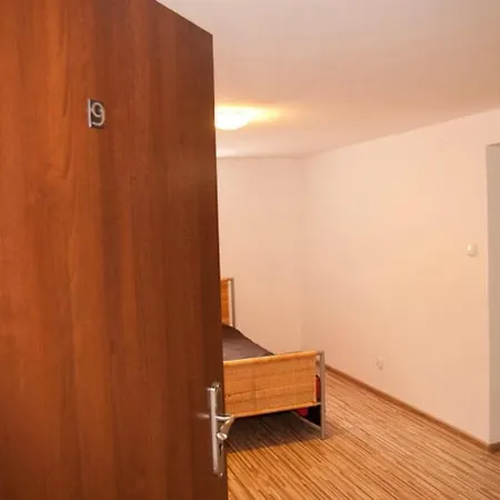 4 Stars Guest house